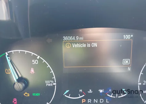 2022 Ford Maverick Xl z USA, uszkodzony, nr VIN 3FTTW8E30NRA33715